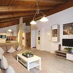 Zentrum Lorenzin * غاسشرن